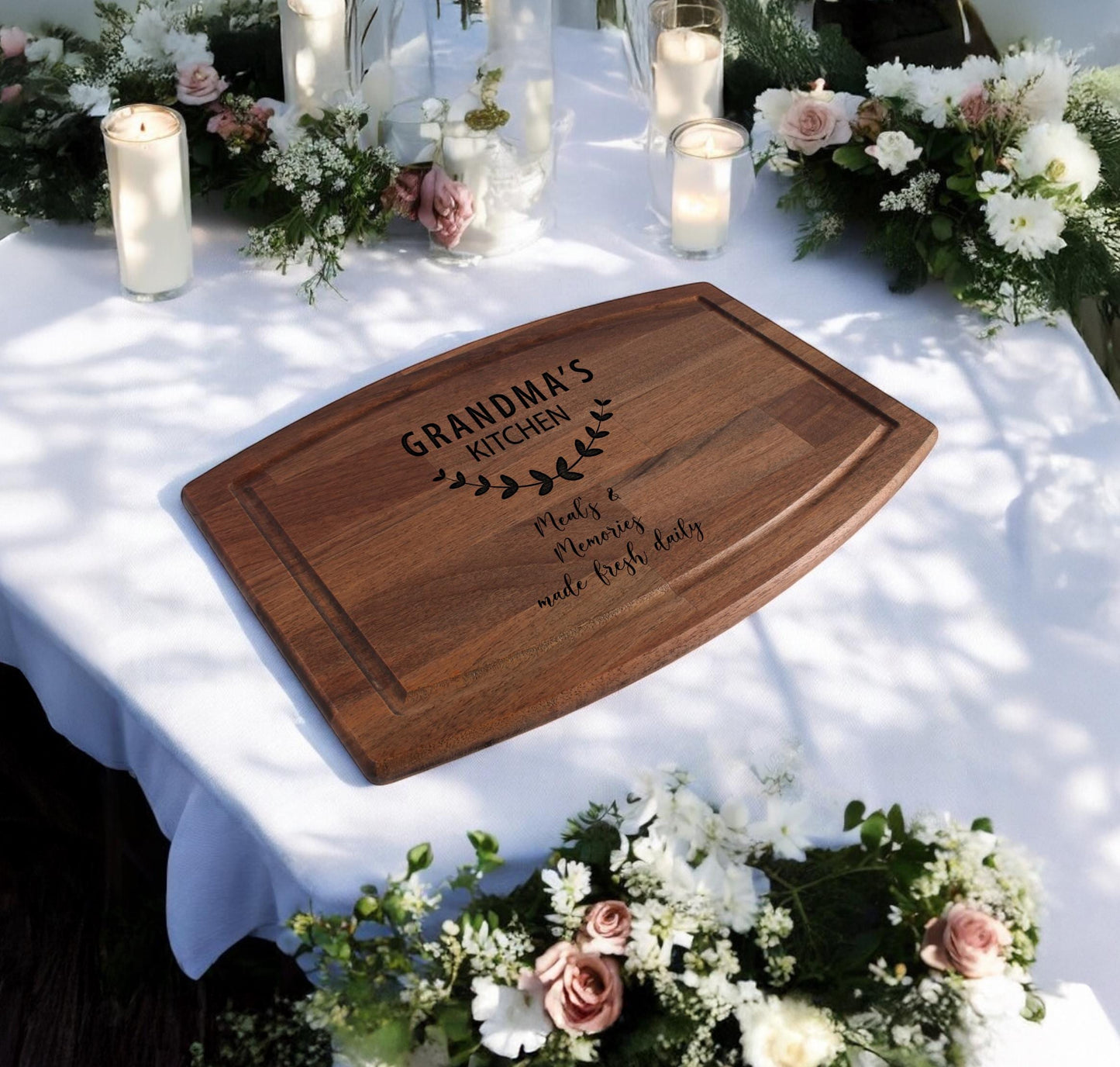 Custom Cutting Board for Grandmom - Perfect Mother's Day Gift, Personalized Kitchen Gift, Walnut or Maple Charcuterie Board for Her